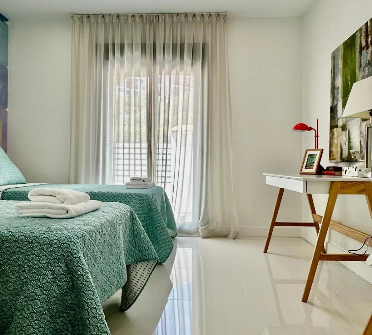 La Paloma Seaview Apartment